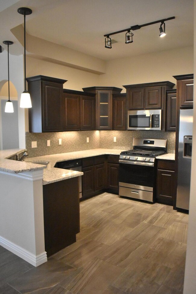 1180 Ware Place, El Paso, TX 79928 - photo 4