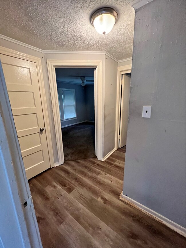 4518 Los Angeles St unit 3, Houston, TX 77026 - photo 7