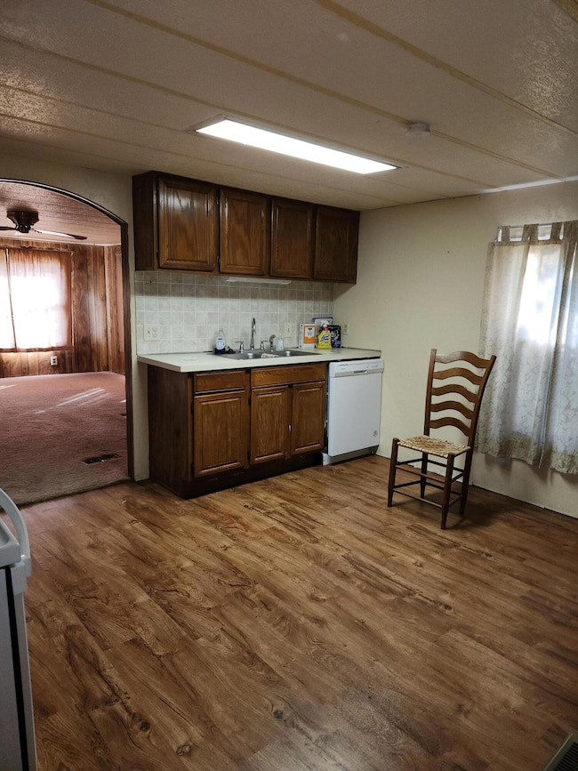 949 945 Ellingsworth Ln, Highlandville, MO 65669 - photo 5