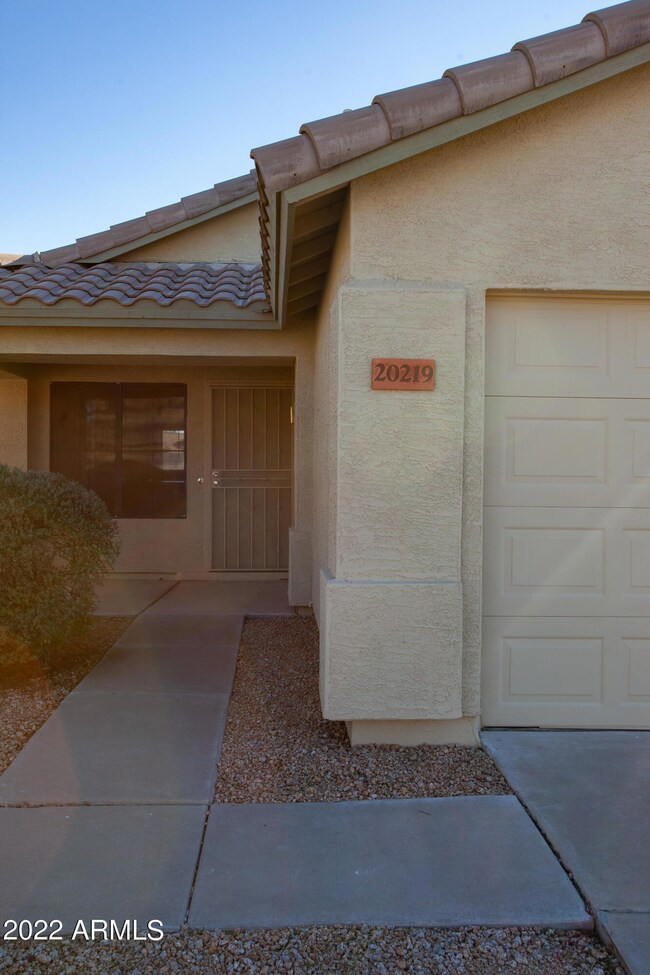 N 34th St-39