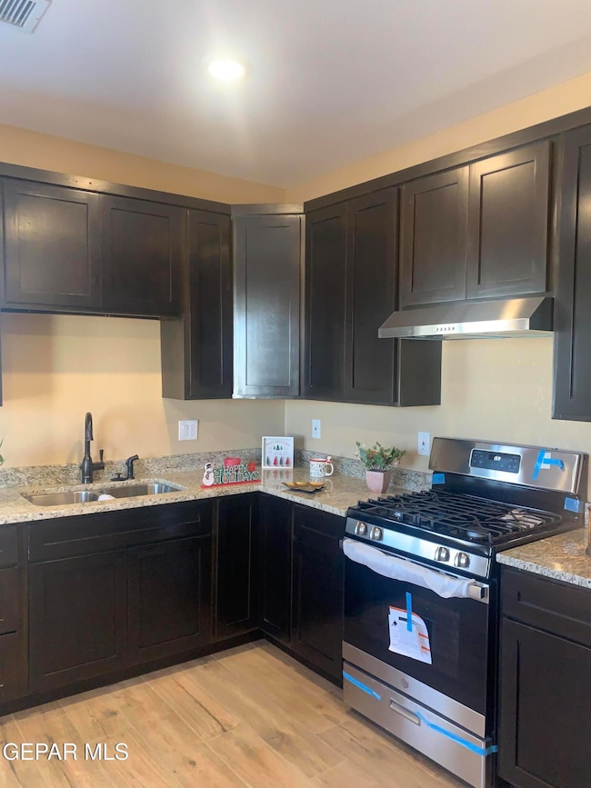 10228 Hatchett Rd, Socorro, TX 79927 - photo 5