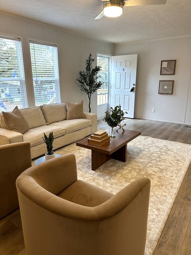 5732 Kay Dr, Fort Worth, TX 76119 - photo 4