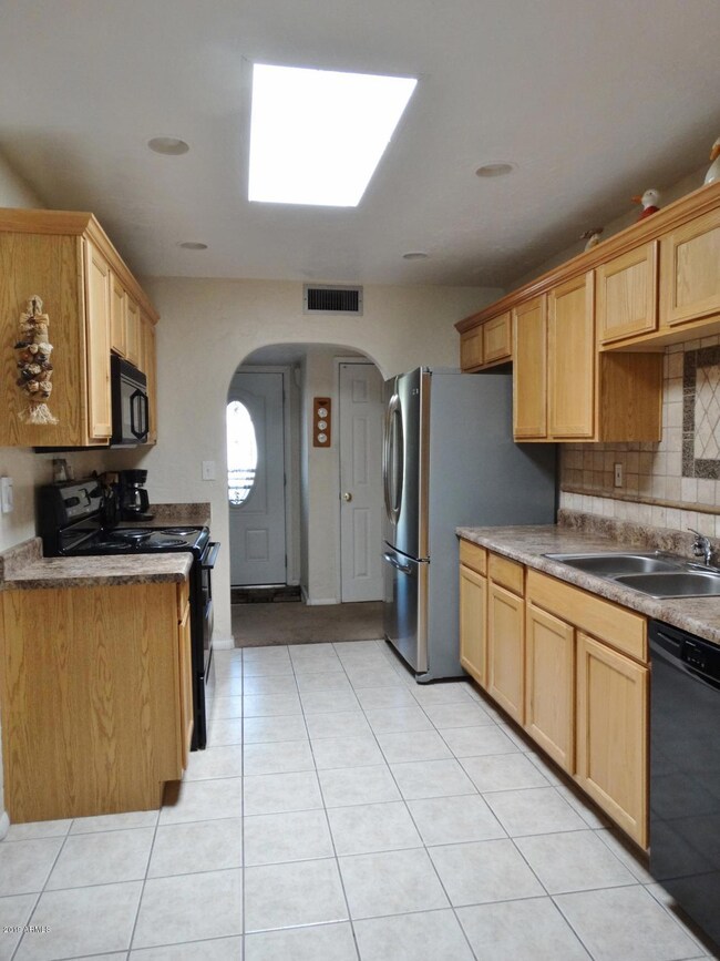 10845 W Crosby Dr (7)