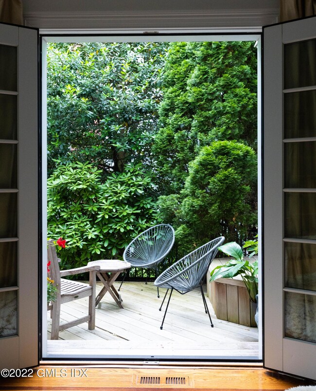 42 Breezemont Ave (18 of 43) - Copy