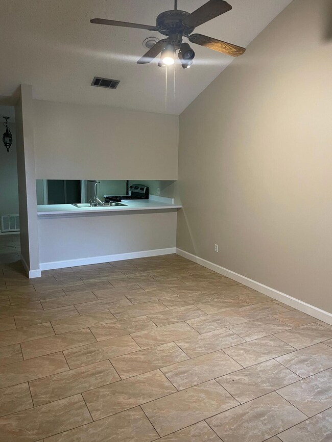 41379B43-7F62-43F3-B243-7E85A4777460