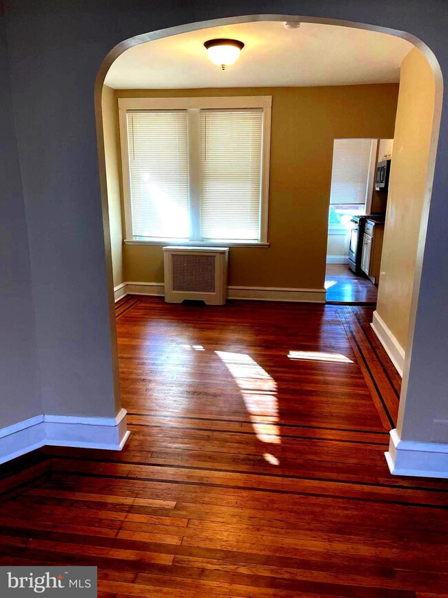 2084 Carver St, Philadelphia, PA 19124 - photo 7