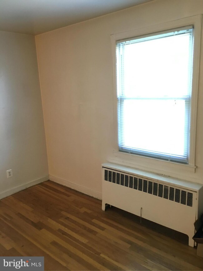 2221 Washington Ave unit 302, Silver Spring, MD 20910 - photo 6