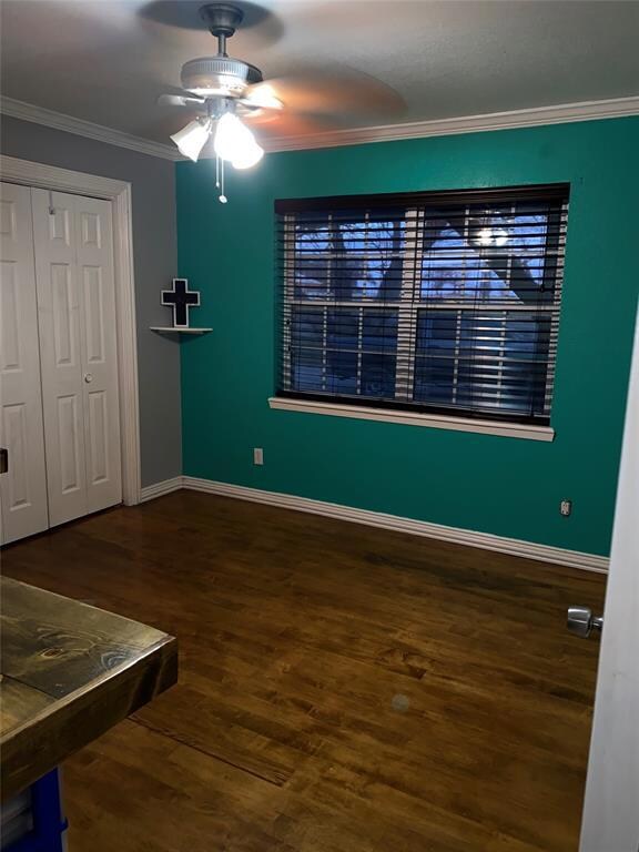 1055 N Main St, Springtown, TX 76082 - photo 7