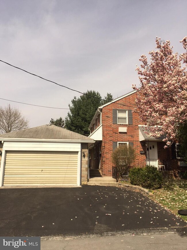 28 Alameda Rd unit 1ST FLOOR, Broomall, PA 19008 - photo 3