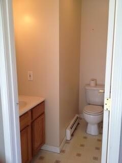 Unit A 1/2 Bath 1st Fl