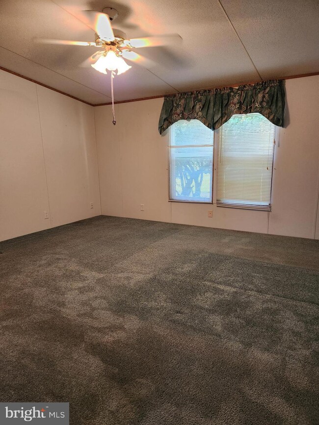 1024 Warm Spring Rd unit 42, Chambersburg, PA 17202 - photo 7