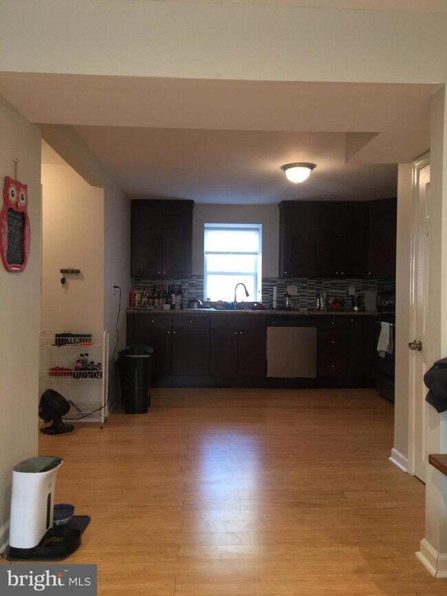 4203 Main St unit 2, Philadelphia, PA 19127 - photo 4