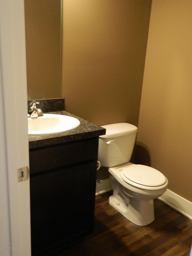 917 Center Park Dr SW unit 24, Byron Center, MI 49315 - photo 6