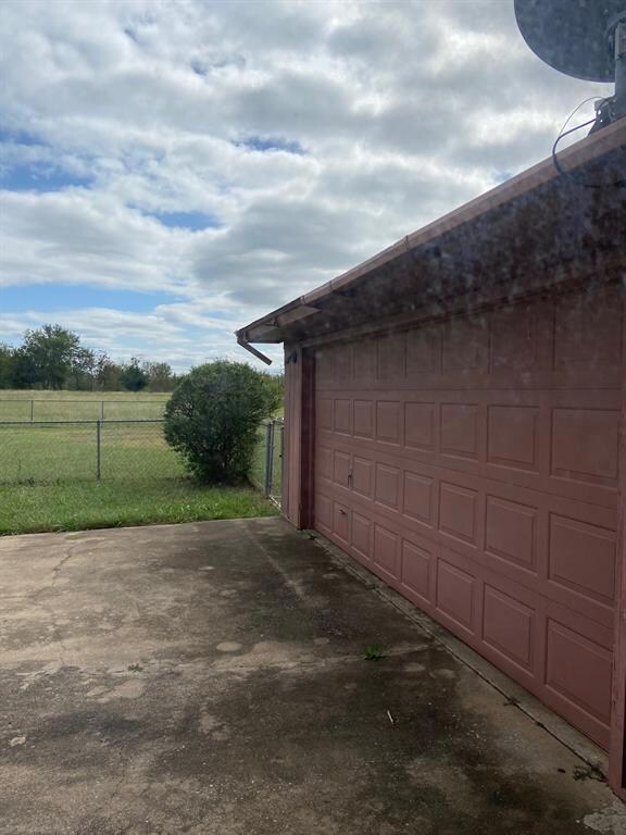 1504 W California St, Gainesville, TX 76240 - photo 5