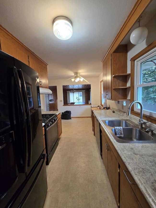 3209 Welcome Ave N, Minneapolis, MN 55422 - photo 2