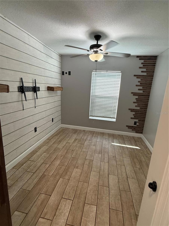 2545 El Portal Ave, Sanford, FL 32773 - photo 4