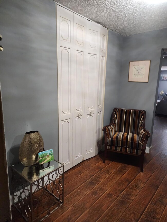 3750 Inverrary Dr unit 2Z, Lauderhill, FL 33319 - photo 4