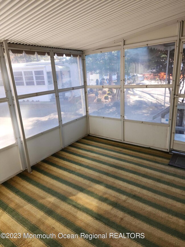 7 Grouse Ct, Whiting, NJ 08759 - photo 4