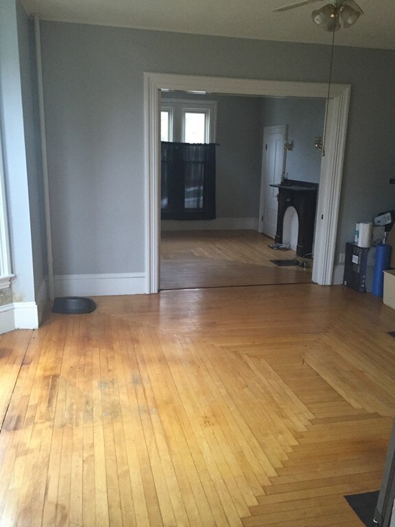 19 Webster St unit 1, Haverhill, MA 01830 - photo 4