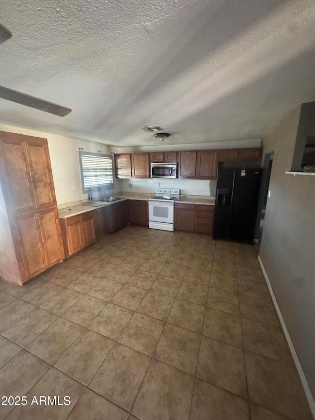 6110 W Monterey Way, Phoenix, AZ 85033 - photo 2