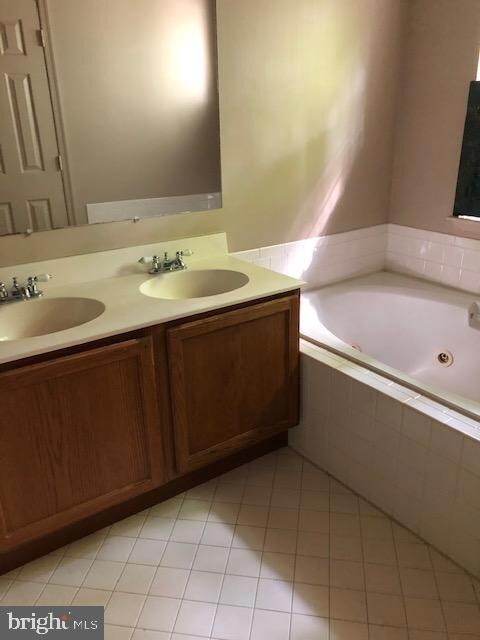 1919 Barrington Ct, Bowie, MD 20721 - photo 5