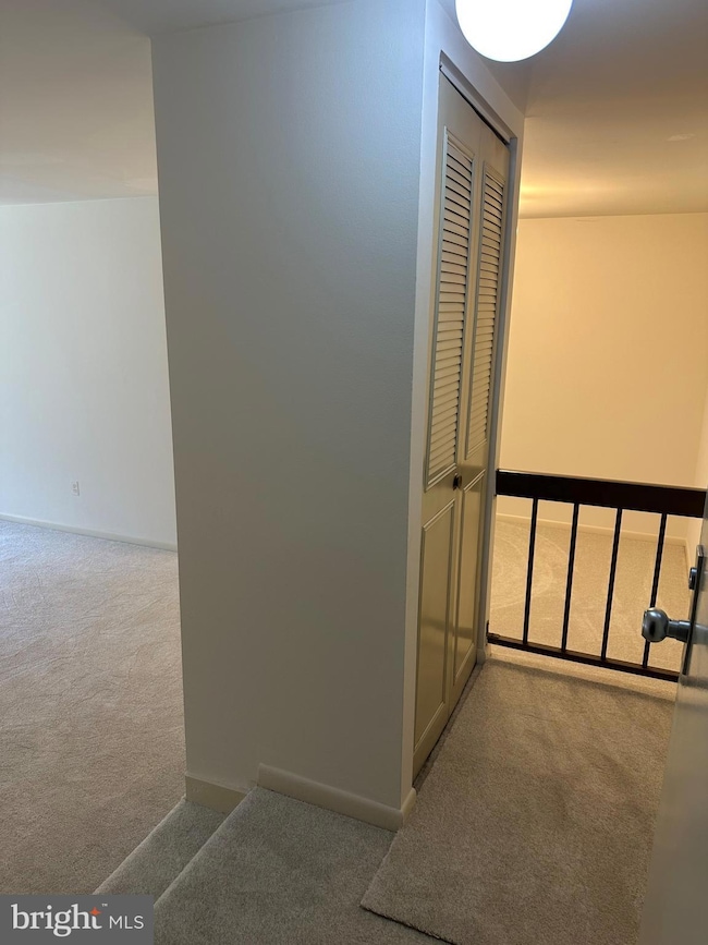 11208 Chestnut Grove Square unit 11208-209, Reston, VA 20190 - photo 3