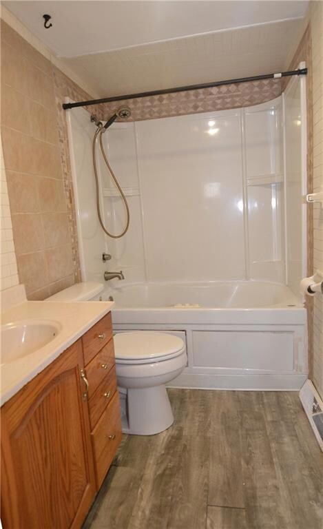 10 Largo Rd, Warwick, RI 02886 - photo 5