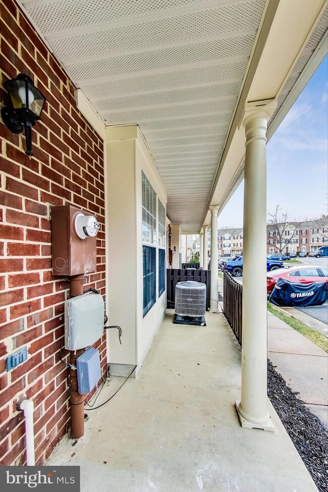 8311 Green Heron Way unit 13, Lorton, VA 22079 - photo 4