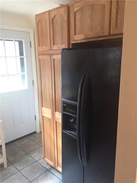 SIDE BY SIDE REFRIGERATOR