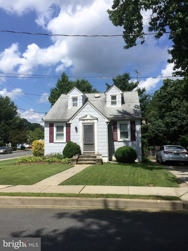 3400 Westfield Ave, Baltimore, MD 21214 - photo 2