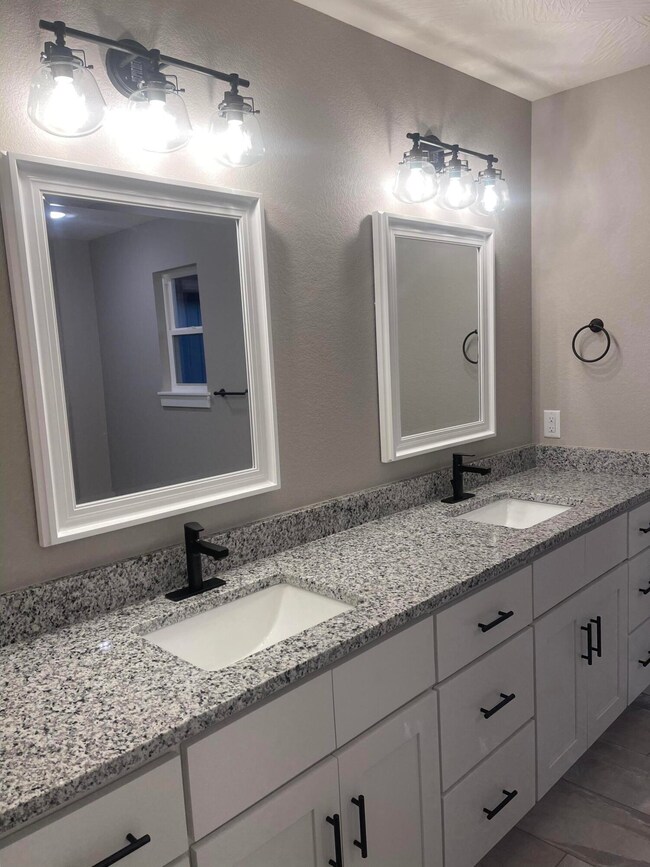 1074 Gettysburg Loop, Republic, MO 65738 - photo 5