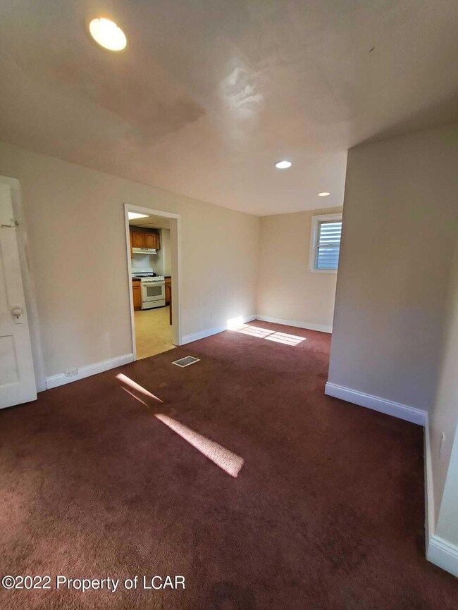 30 W Chestnut St, Wilkes Barre, PA 18705 - photo 5