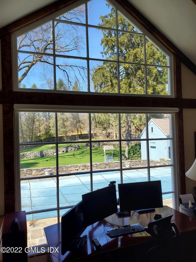 LR Full window out view_20220402_140218