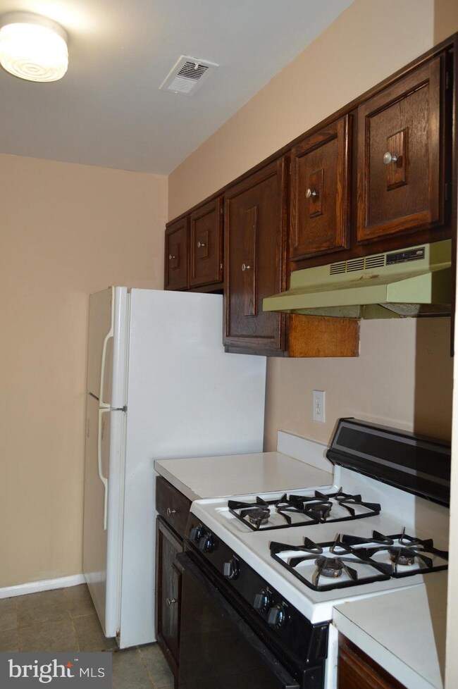 1701 Fountain Rock Way, Edgewood, MD 21040 - photo 4