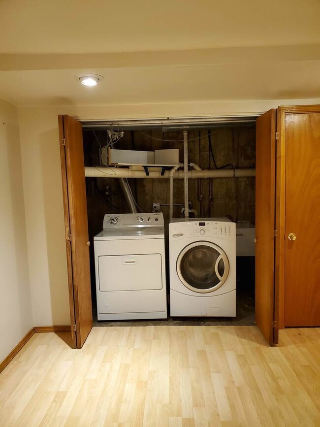 11722 Pine Way unit B, Huntley, IL 60142 - photo 5