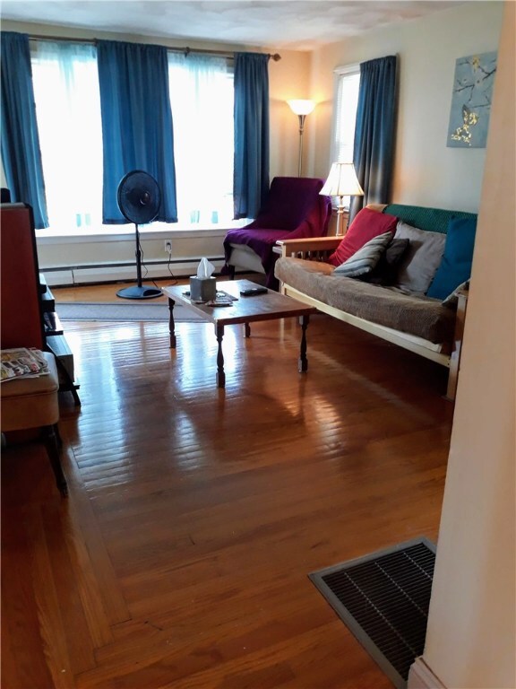 154 Falcon Ave, Warwick, RI 02888 - photo 5