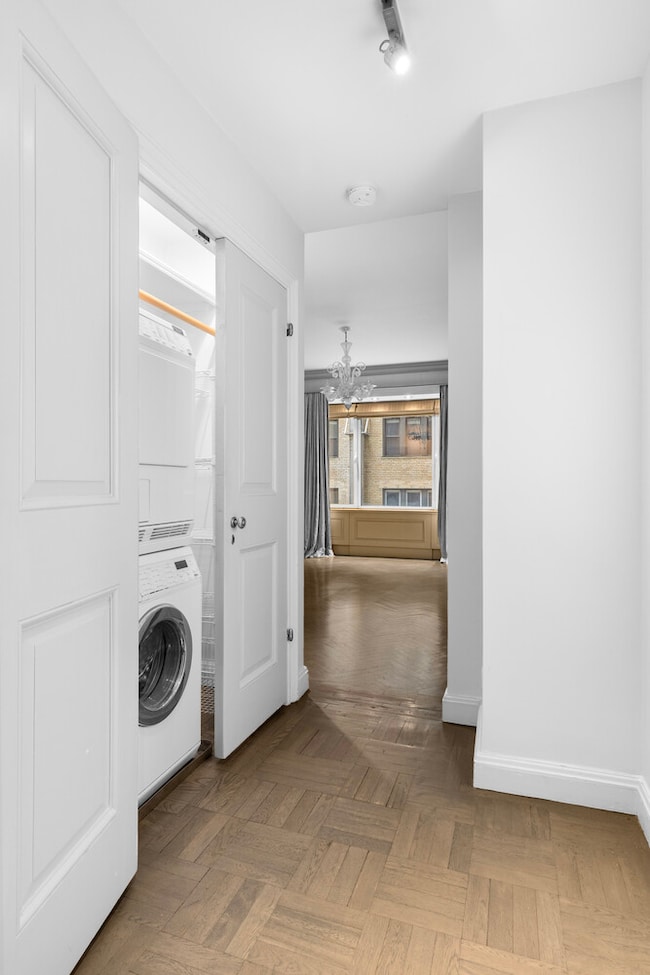 The Hampshire House unit 910, New York, NY 10019 - photo 6