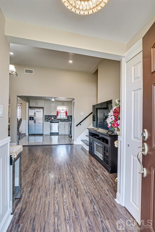 101 Coolidge Ave, Carteret, NJ 07008 - photo 5