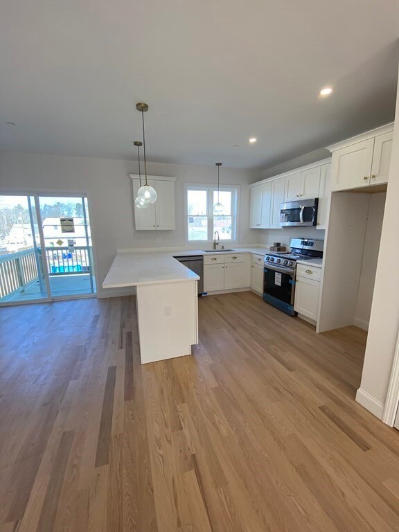 20 Dyer St, Rockland, MA 02370 - photo 5