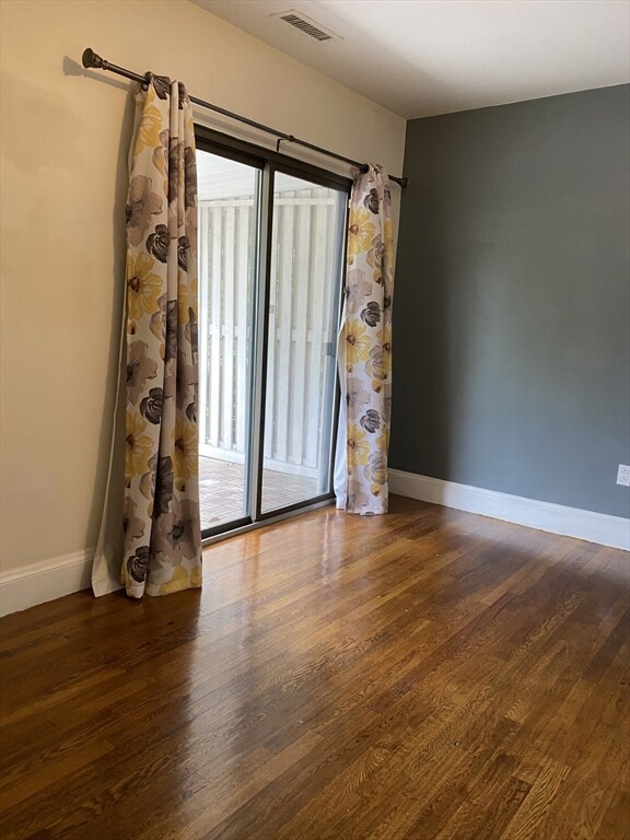 10 Washington Ave unit 4, Waltham, MA 02453 - photo 4