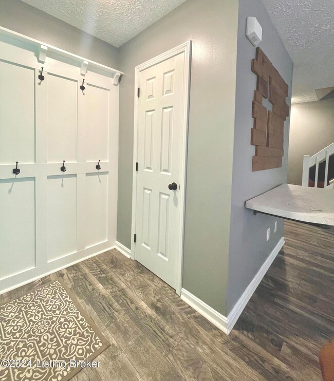 8512 Grand Neptune Dr unit 1702, Louisville, KY 40228 - photo 7