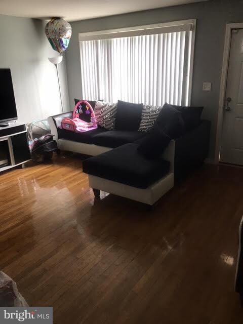 3629 Dunlap St, Temple Hills, MD 20748 - photo 4