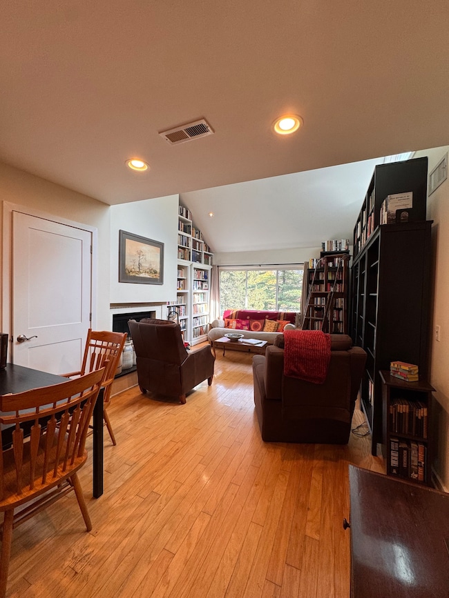 301 Post Rd E unit 8, Westport, CT 06880 - photo 6