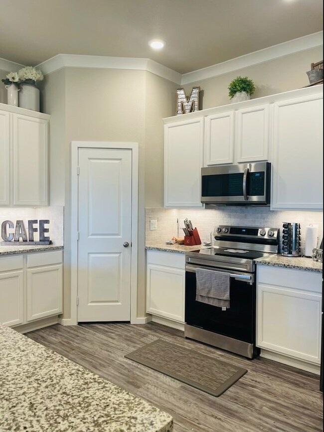 1319 Big Easy St, Odessa, TX 79765 - photo 6