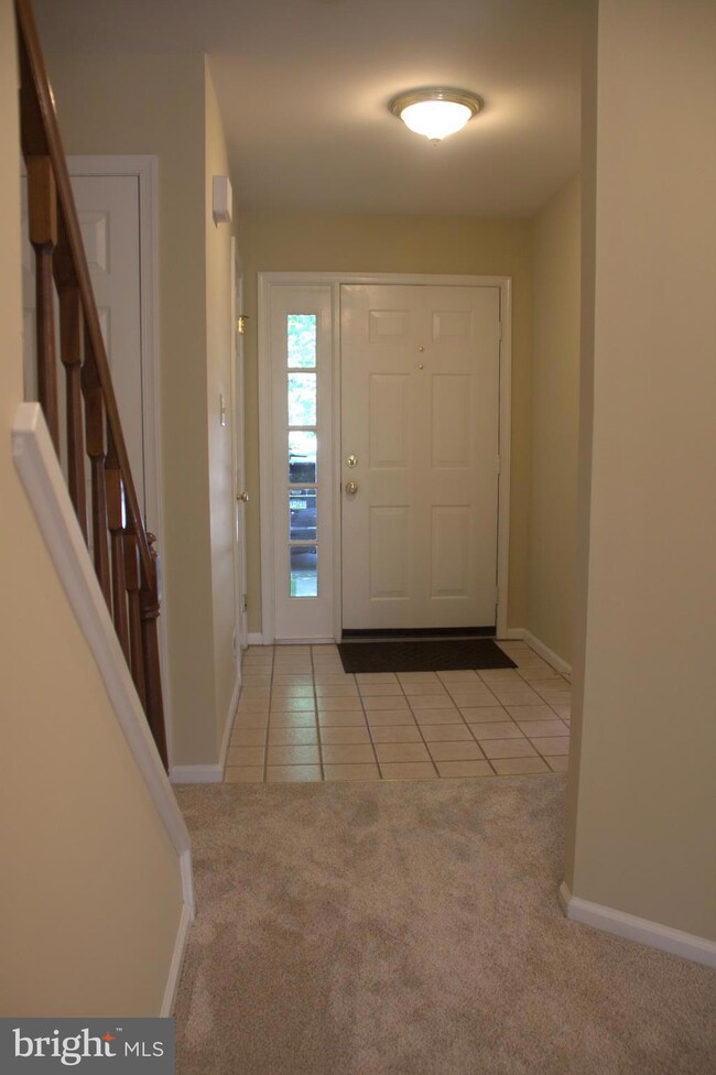 4302 Fox Pointe Ct, Glen Mills, PA 19342 - photo 2