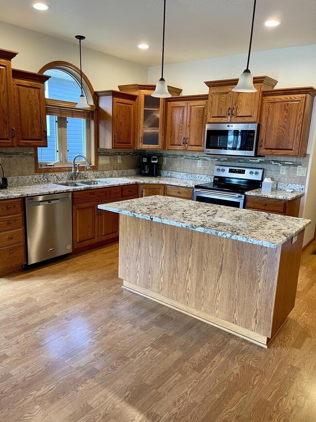 195 Ashley Ln, Alexandria, MN 56308 - photo 3