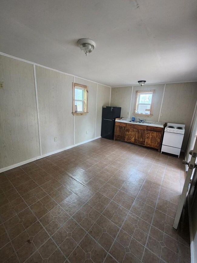 Kitchen with Appliances