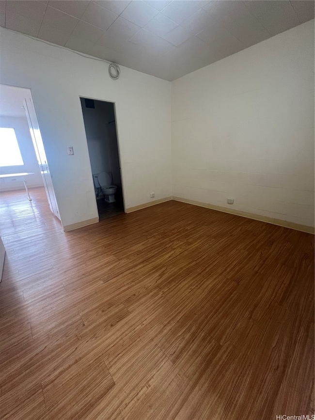 Spacious bedroom with window AC