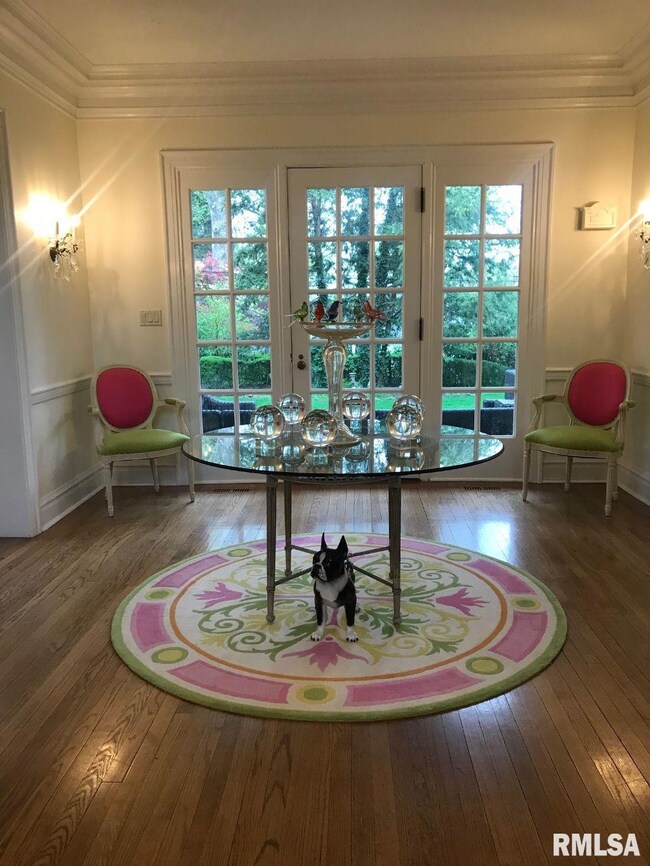 Carousel Image