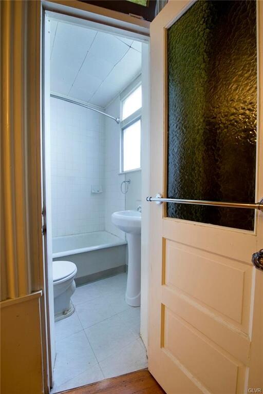 734 W Turner St, Allentown, PA 18102 - photo 6